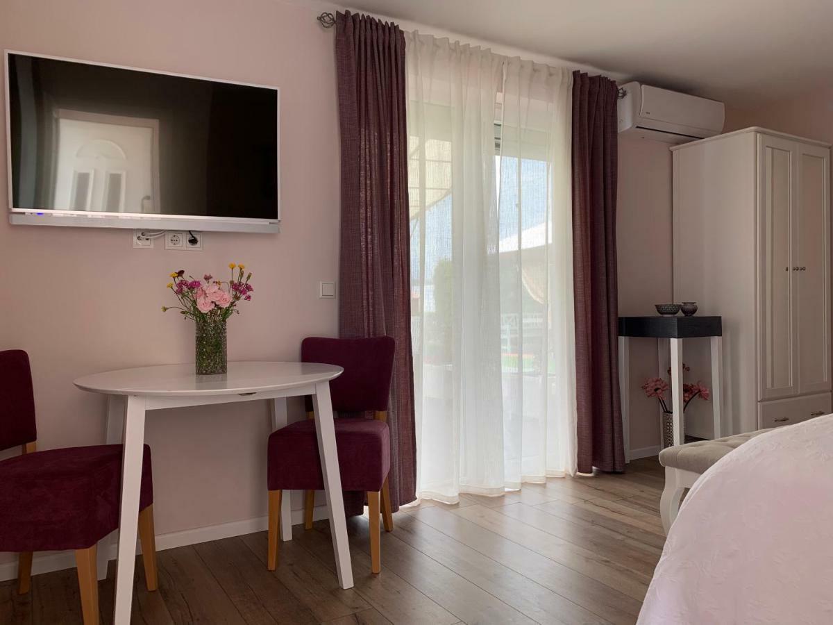Pool Apartments Plitvice Lakes 그라보바츠 외부 사진